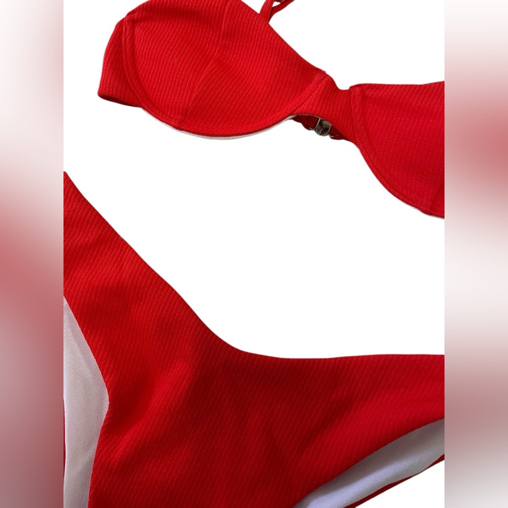Zaful Red Ribbed Underwire Bikini Set – Push-Up Top & High-Cut Bottoms